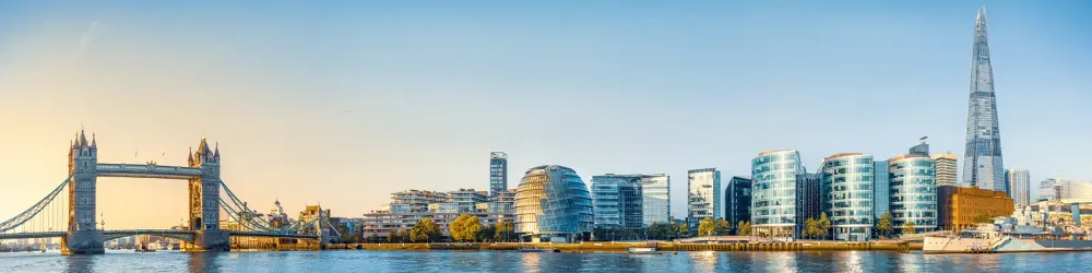 Panoramic view at the skyline of London during sunrise